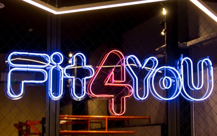 Neon and flexible neon