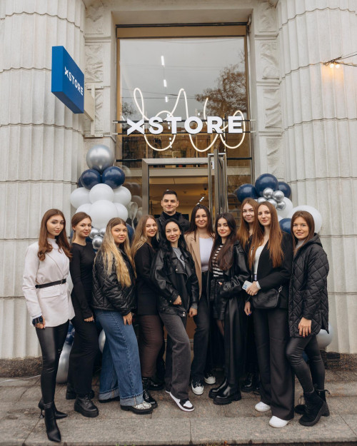 Sign for @xstore_brand
